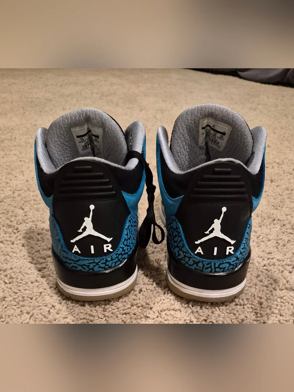 Jordan 3 Powder Blue - Picture 4 of 6